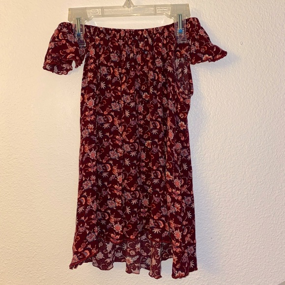 Miss majesty off the shoulder!! - Picture 1 of 1